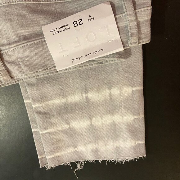 LOFT Women's Tie Dye High Waist Skinny Crop Jeans - Size 28 / 6 - NWT - Picture 4 of 5